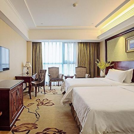 Vienna Hotel Changnan Nanchang County Екстер'єр фото